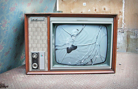 Broken Analogue Television TV